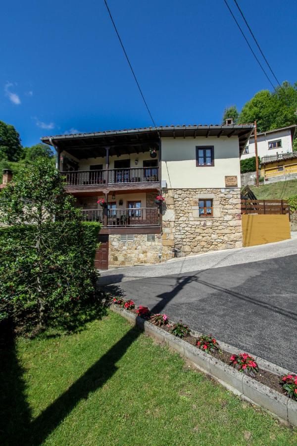 Apartamentos 'Los Balcones De Nieda 2' Onís Exterior foto